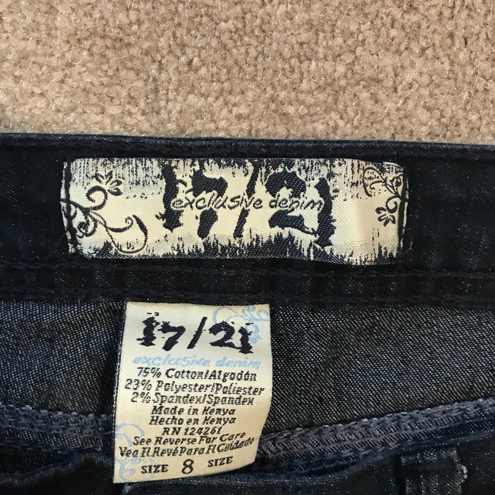 17/21 - Picture 3 of 3